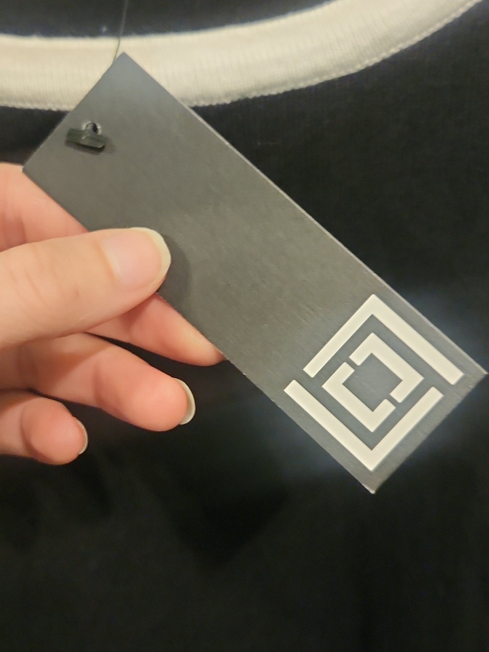 Mod Style Top Color Block - Picture 3 of 5